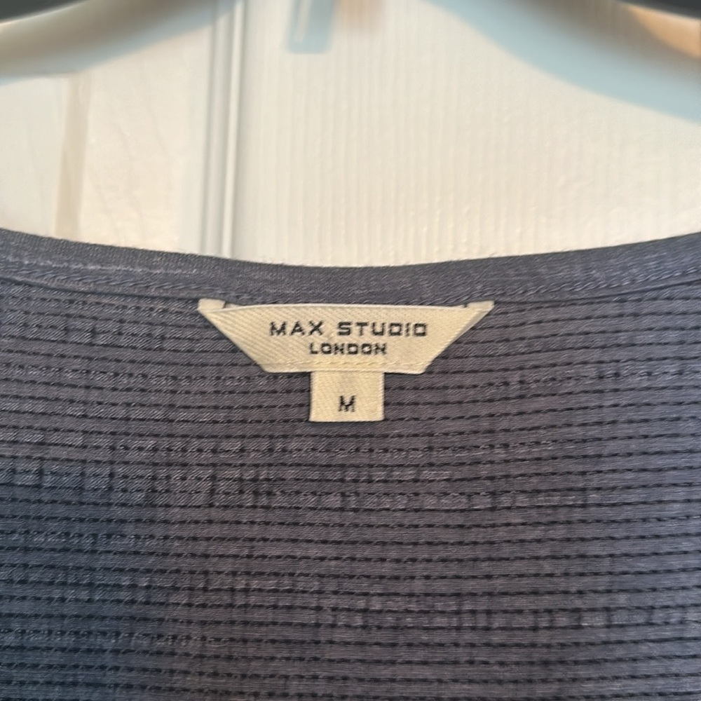 Adorable Flutter Sleeve Max Studio Drop Waist Dre… - image 4